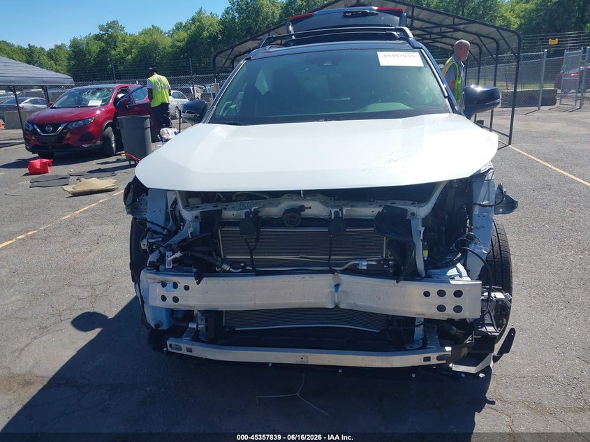 2024 Toyota Rav 4 VIN JTMEB3FV9RD216150 IAAI salvage auction — FRONT & REAR, Salvage Title, sold $13,800 on 2026-07-30 (photo 6)