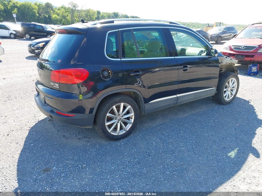 2013 Volkswagen Tiguan VIN WVGBV7AXXDW519876 IAAI salvage auction — NORMAL WEAR, Clear (Virginia), sold $300 on 2026-07-28 (photo 4)