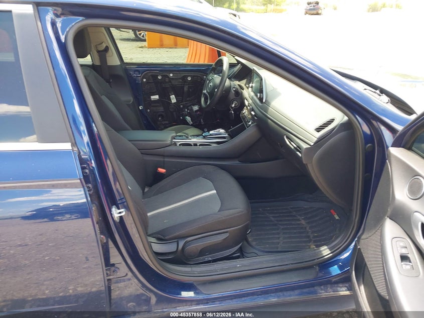2021 Hyundai Sonata VIN 5NPEG4JA8MH116197 IAAI salvage auction — FRONT END, Salvage Title, sold $1,250 on 2026-07-30 (photo 5)