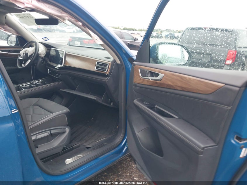 2025 Volkswagen Atlas VIN 1V2JR2CA4SC520924 IAAI salvage auction — LEFT FRONT, Salvage Title, sold $8,600 on 2026-07-24 (photo 5)