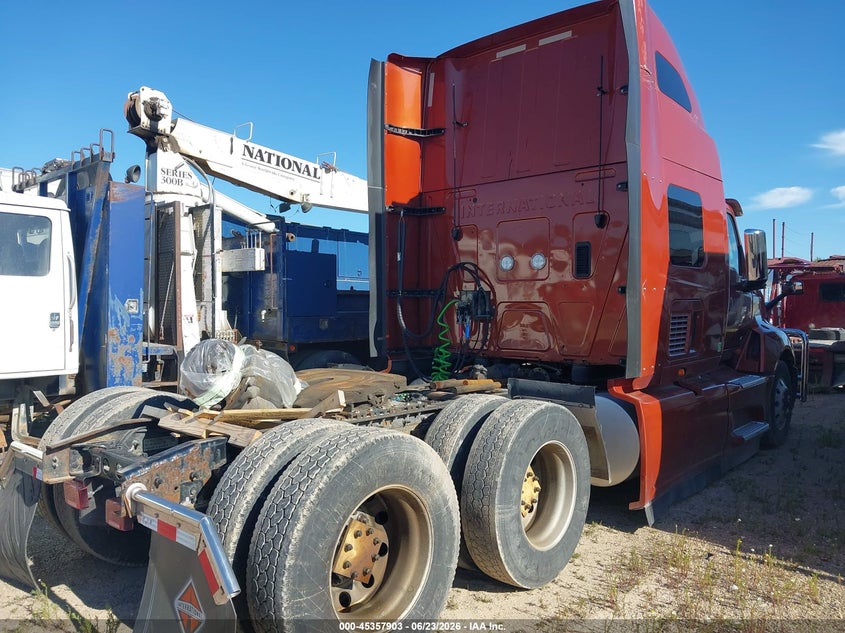 2023 International VIN 3HSDZAPR5PN008525 IAAI salvage auction — MECHANICAL, Salvage Title, sold $30,500 on 2026-08-05 (photo 4)