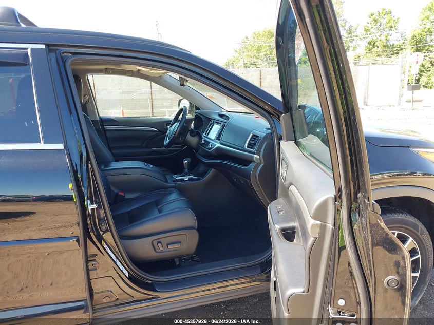 2018 Toyota Highlander VIN 5TDJZRFH2JS553825 IAAI salvage auction — FRONT END, Salvage (Ohio), sold $9,250 on 2026-07-09 (photo 5)