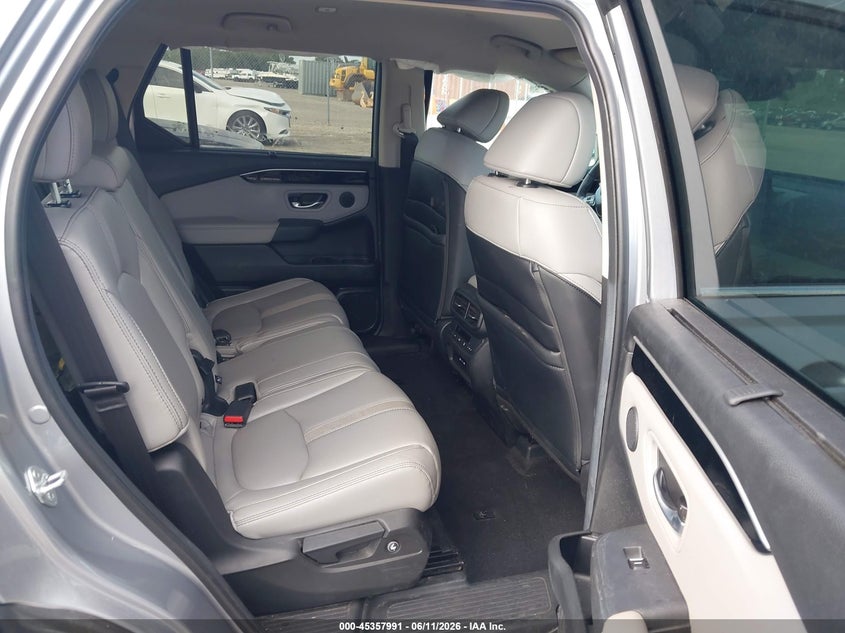 2025 Honda Pilot VIN 5FNYG2H4XSB018849 IAAI salvage auction — LEFT SIDE, Rebuildable (Florida), sold $12,500 on 2026-07-30 (photo 8)