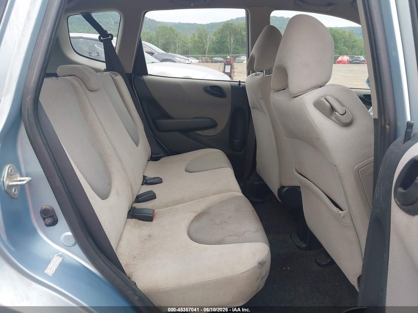 2007 Honda Fit VIN JHMGD38457S007065 IAAI salvage auction — FRONT END, Salvage (North Carolina), sold $400 on 2026-07-09 (photo 8)