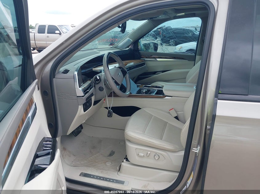 2025 Cadillac Escalade VIN 1GYS9GRL9SR123406 IAAI salvage auction — SIDE, Salvage Title, sold $42,250 on 2026-07-29 (photo 5)