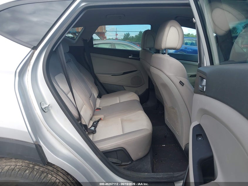 2016 Hyundai Tucson VIN KM8J3CA4XGU137881 IAAI salvage auction — THEFT, Salvage Title, sold $700 on 2026-07-30 (photo 8)
