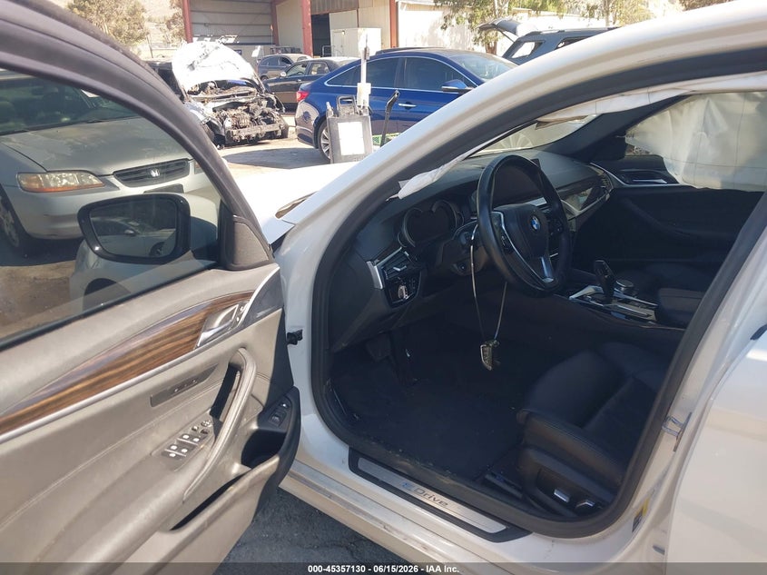 2019 BMW 5er VIN WBAJA9C57KB389432 IAAI salvage auction — NORMAL WEAR, Salvage (California), sold $3,250 on 2026-07-14 (photo 5)