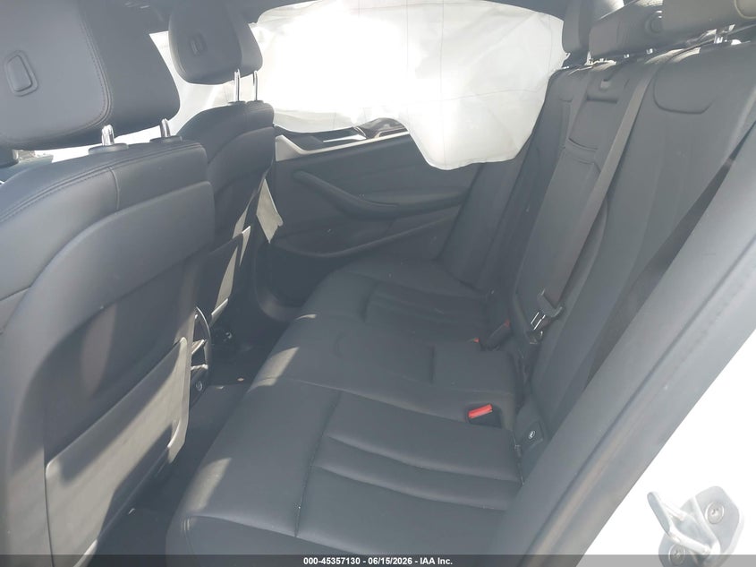 2019 BMW 5er VIN WBAJA9C57KB389432 IAAI salvage auction — NORMAL WEAR, Salvage (California), sold $3,250 on 2026-07-14 (photo 8)
