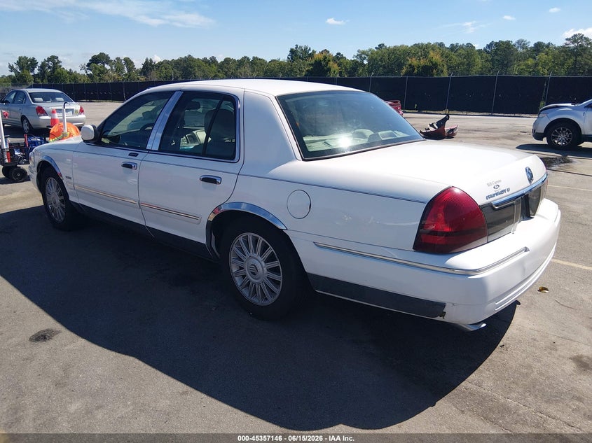 2009 Mercury Grand marquis VIN 2MEHM75V79X608552 IAAI salvage auction — SIDE, Salvage (South Carolina), sold $825 on 2026-07-19 (photo 3)