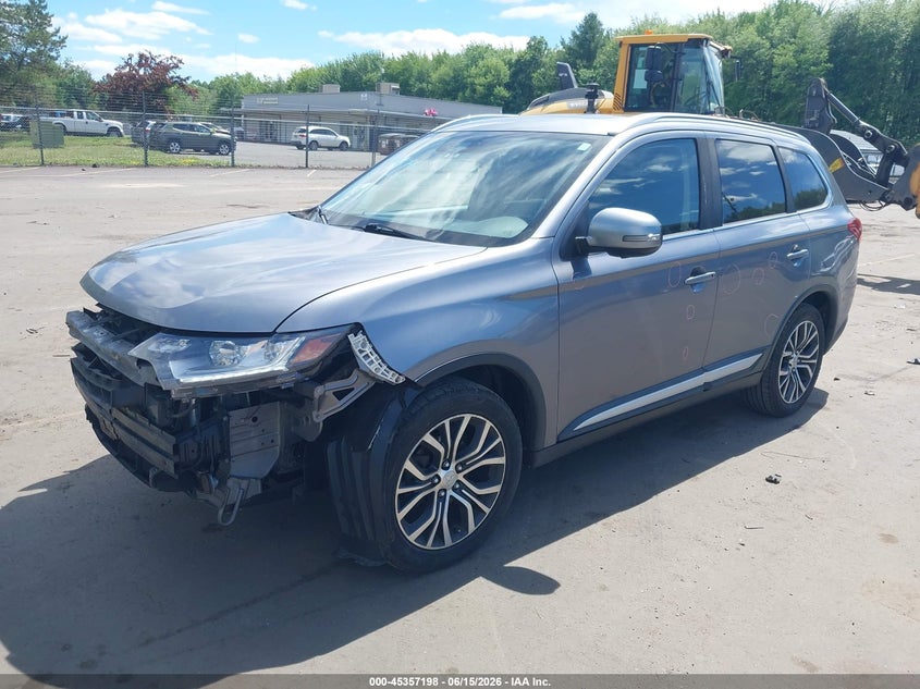 2018 Mitsubishi Outlander VIN JA4AZ3A33JJ004568 IAAI salvage auction — FRONT END, Salvage Title, sold $3,300 on 2026-07-30 (photo 2)