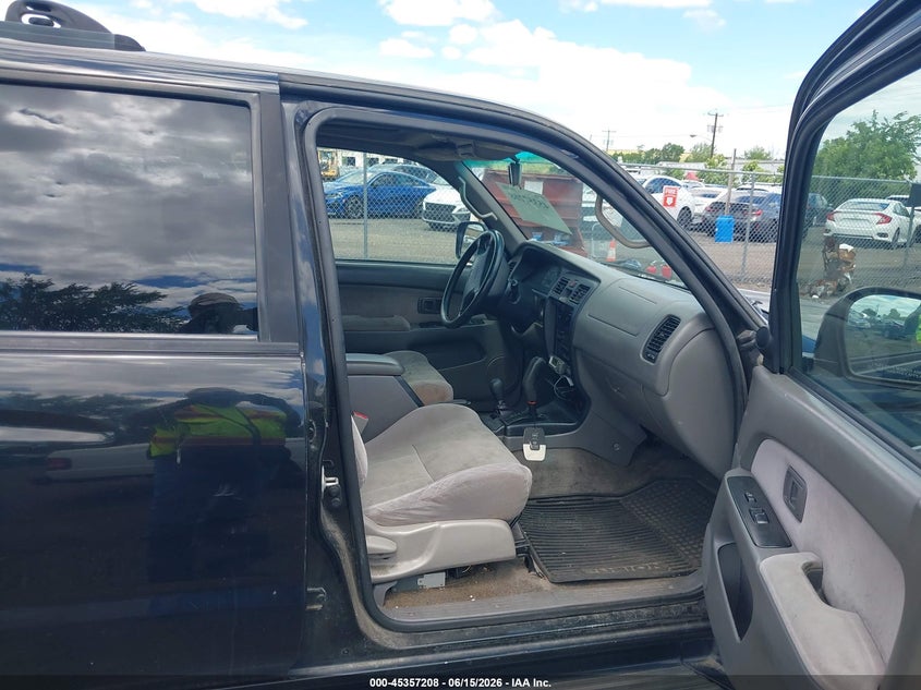 2001 Toyota 4runner VIN JT3HN86R310356053 IAAI salvage auction — NORMAL WEAR, Clear (New Jersey), sold $1,325 on 2026-07-13 (photo 5)