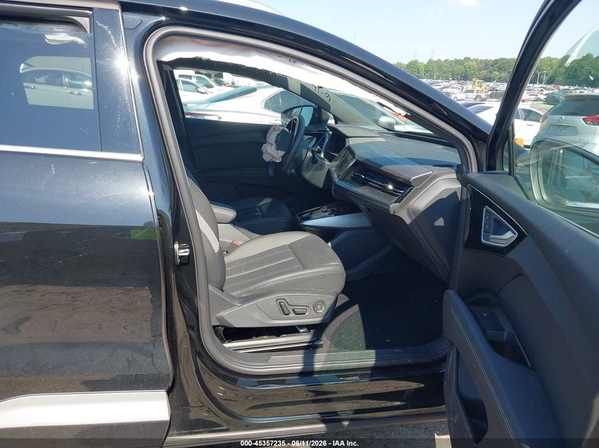 2024 Audi Q4 e-tron VIN WA1LUBFZ6RP057675 IAAI salvage auction — FRONT END, Wait Title, sold $8,850 on 2026-08-29 (photo 5)
