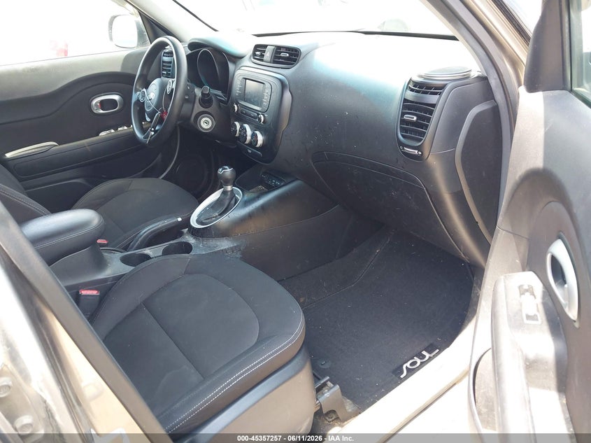 2019 Kia Soul VIN KNDJN2A26K7665111 IAAI salvage auction — NORMAL WEAR, Clear (Virginia), sold $850 on 2026-07-10 (photo 5)
