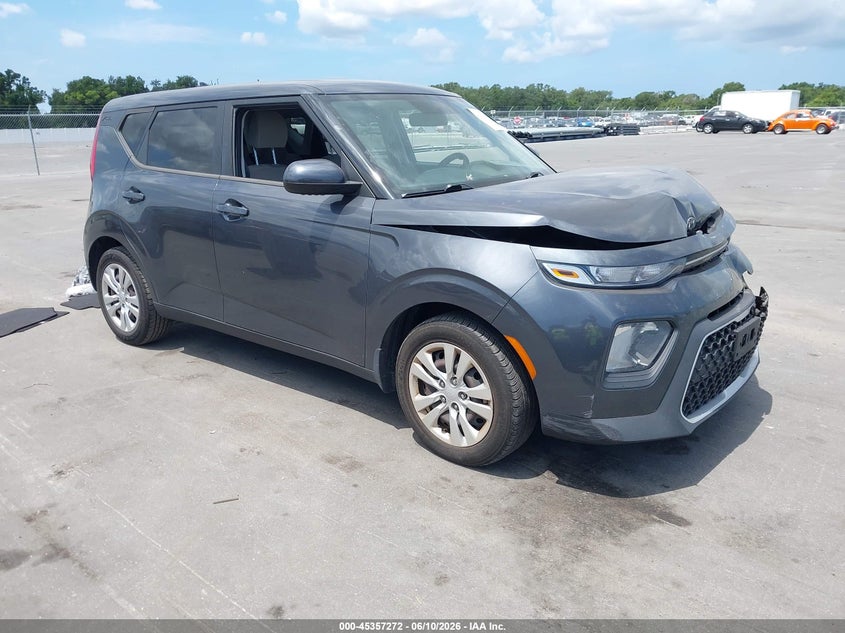 2021 Kia Soul VIN KNDJ23AU1M7792089 IAAI salvage auction — FRONT END, Rebuildable (Florida), sold $2,550 on 2026-07-06 (photo 1)