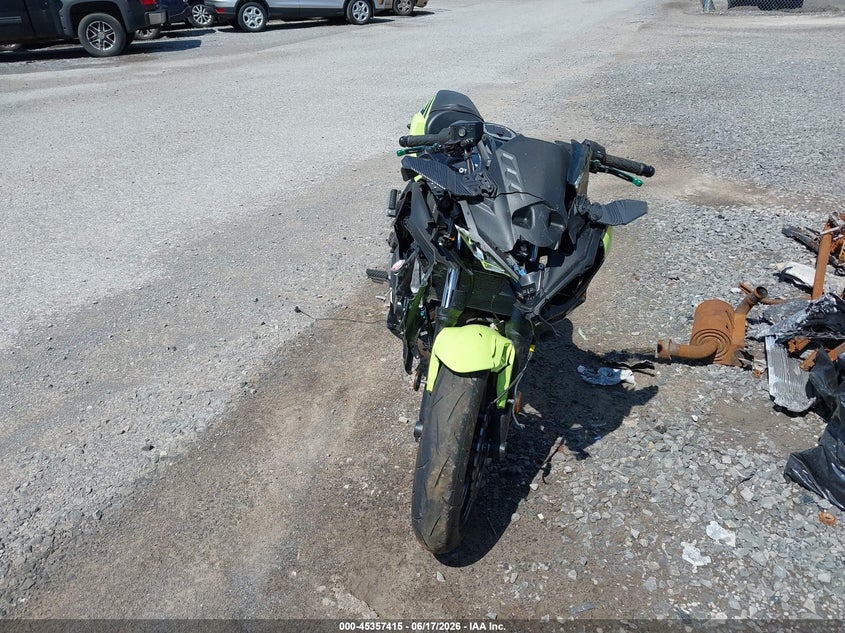 2026 Kawasaki Ninja VIN ML5EXEP17TDAG7942 IAAI salvage auction — FRONT END, Mv-907A (New York), sold $1,200 on 2026-07-09 (photo 5)