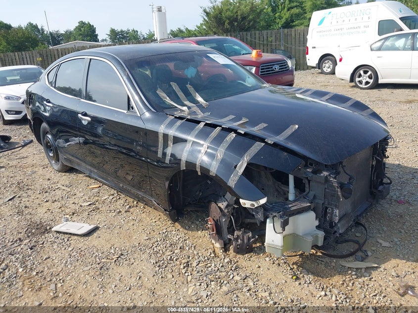 2011 Infiniti M VIN JN1BY1AR2BM370403 IAAI salvage auction — NORMAL WEAR, Certificate Of Origin (West Virginia), sold $300 on 2026-07-13 (photo 1)