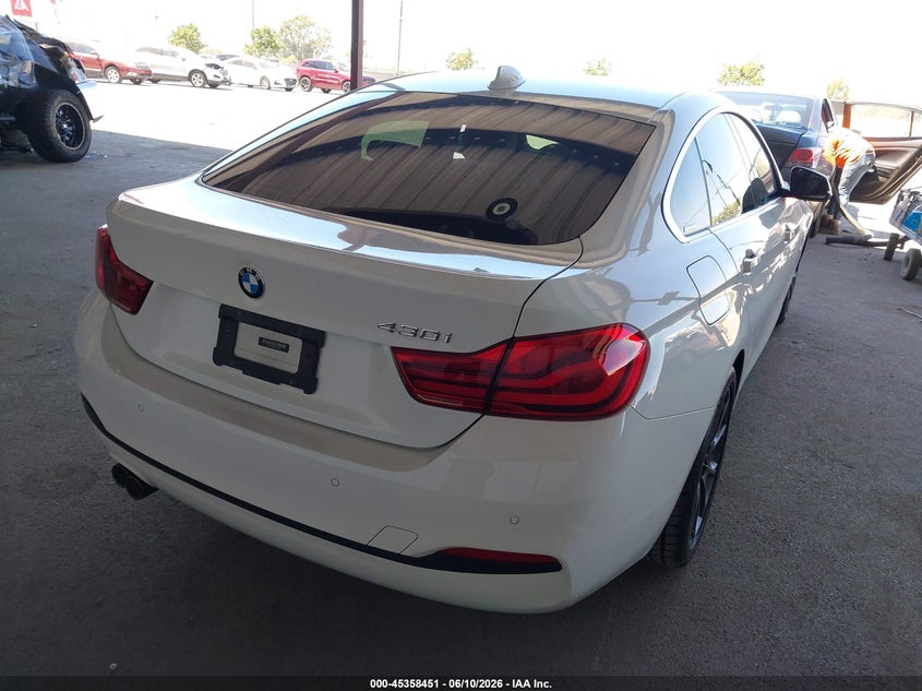 2019 BMW 4er VIN WBA4J1C52KBM16096 IAAI salvage auction — SIDE, Salvage Title, sold $8,700 on 2026-08-19 (photo 4)
