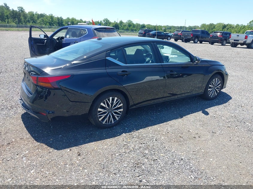 2026 Nissan Altima VIN 1N4BL4DV6TN325729 IAAI salvage auction — LEFT SIDE, Sf97 (Maryland), sold $6,100 on 2026-07-21 (photo 4)