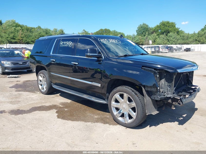 2018 Cadillac Escalade VIN 1GYS4HKJ2JR194233 IAAI salvage auction — FRONT END, Clear (Indiana), sold $7,800 on 2026-07-18 (photo 1)