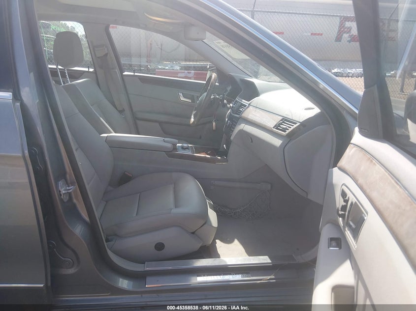 2012 Mercedes-benz E-klasse VIN WDDHF5KB8CA608916 IAAI salvage auction — ROOF, Salvage (Mississippi), sold $1,550 on 2026-07-22 (photo 5)
