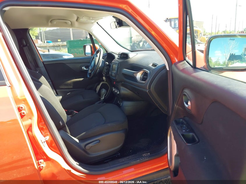 2015 Jeep Renegade VIN ZACCJABT1FPB39676 IAAI salvage auction — FRONT END, Clear (Michigan), sold $850 on 2026-07-16 (photo 5)