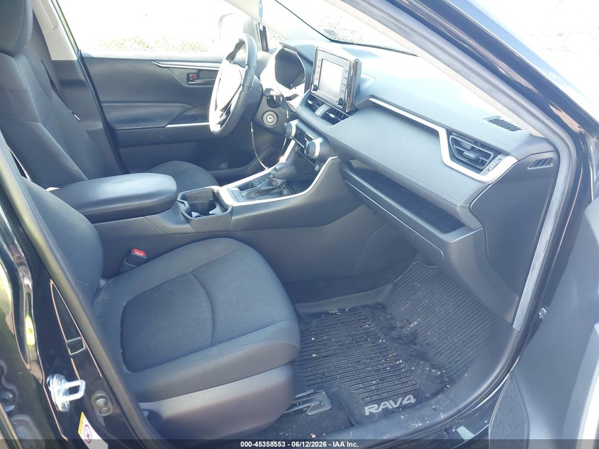 2019 Toyota Rav 4 VIN JTMF1RFV3KD002660 IAAI salvage auction — RIGHT REAR, Salvage (Pennsylvania), sold $7,650 on 2026-07-14 (photo 5)