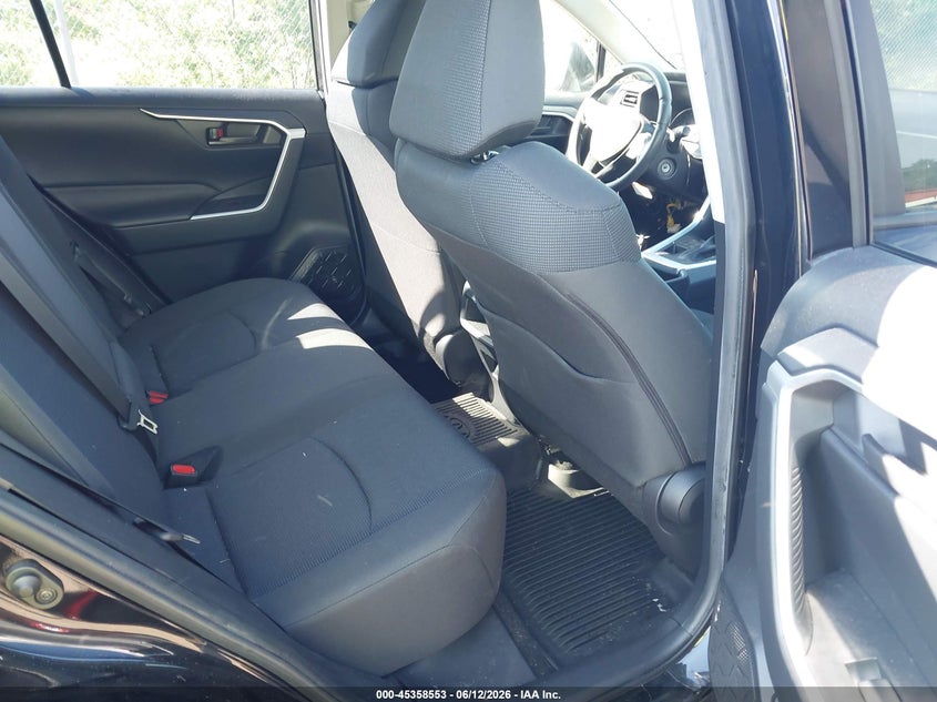 2019 Toyota Rav 4 VIN JTMF1RFV3KD002660 IAAI salvage auction — RIGHT REAR, Salvage (Pennsylvania), sold $7,650 on 2026-07-14 (photo 8)