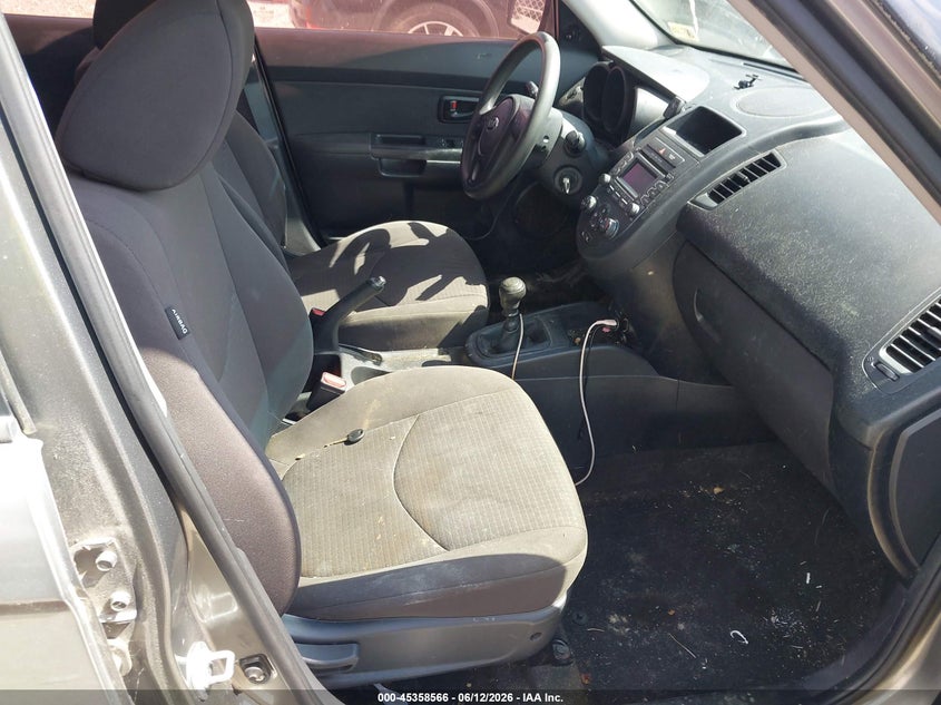 2013 Kia Soul VIN KNDJT2A56D7491723 IAAI salvage auction — LEFT SIDE, Clear (Virginia), sold $525 on 2026-07-07 (photo 5)