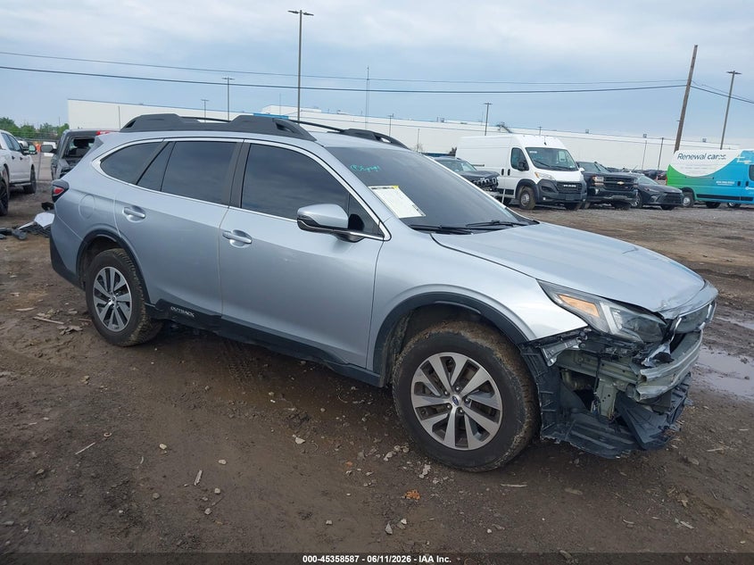 2021 Subaru Outback VIN 4S4BTADC7M3134076 IAAI salvage auction — FRONT END, Wait Title, sold $6,200 on 2026-08-01 (photo 1)