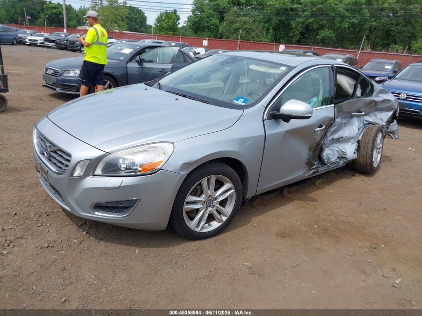 2013 Volvo S60 VIN YV1612FS2D2187175 IAAI salvage auction — LEFT SIDE, Salvage (Idaho), sold $1,300 on 2026-07-15 (photo 2)