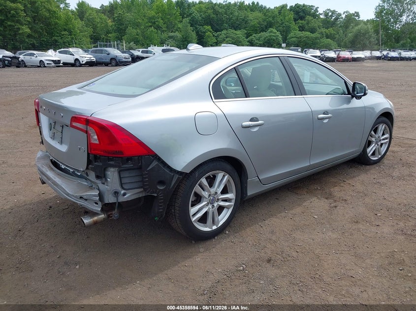 2013 Volvo S60 VIN YV1612FS2D2187175 IAAI salvage auction — LEFT SIDE, Salvage (Idaho), sold $1,300 on 2026-07-15 (photo 4)