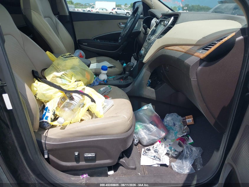 2016 Hyundai Santa fe VIN 5XYZU3LB2GG306289 IAAI salvage auction — NORMAL WEAR, Salvage Title, sold $1,800 on 2026-07-27 (photo 5)