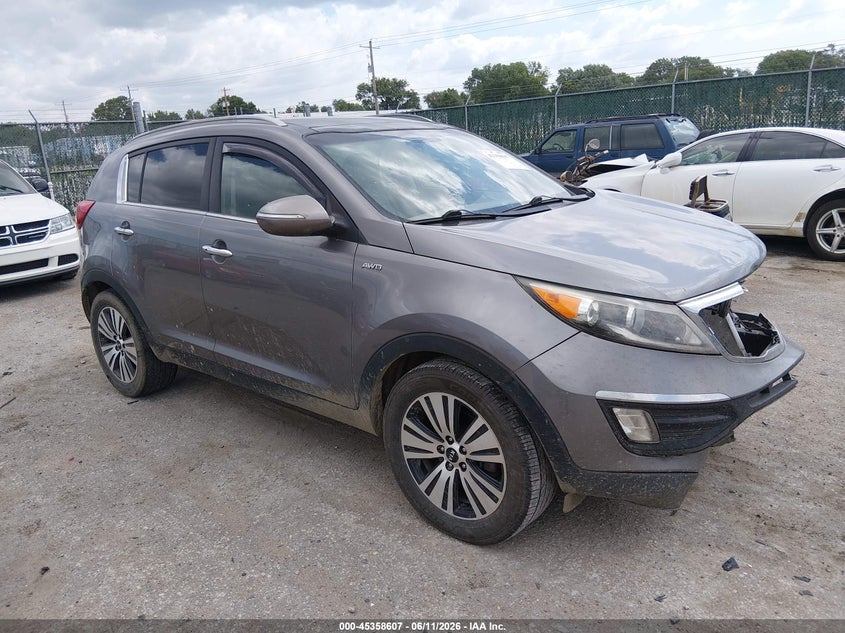 2016 Kia Sportage VIN KNDPCCACXG7804548 IAAI salvage auction — LEFT FRONT, Salvage (Kansas), sold $975 on 2026-07-24 (photo 1)