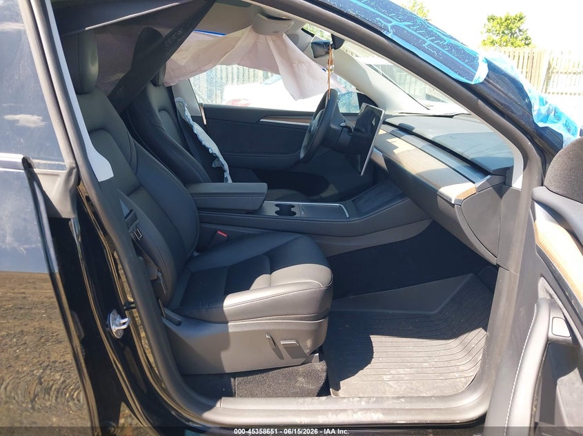 2023 Tesla Model y VIN 7SAYGDEE6PA171700 IAAI salvage auction — SIDE, Salvage (Virginia), sold $11,800 on 2026-07-11 (photo 5)