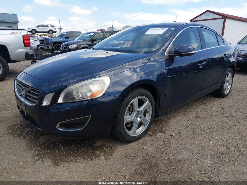 2013 Volvo S60 VIN YV1612FH0D2231890 IAAI salvage auction — REAR END, Clear (Indiana), sold $825 on 2026-07-18 (photo 2)
