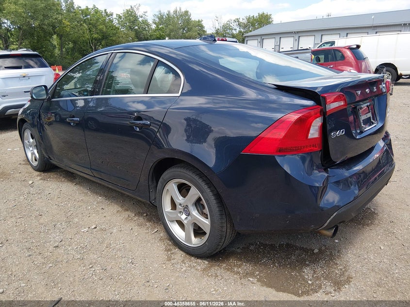 2013 Volvo S60 VIN YV1612FH0D2231890 IAAI salvage auction — REAR END, Clear (Indiana), sold $825 on 2026-07-18 (photo 3)
