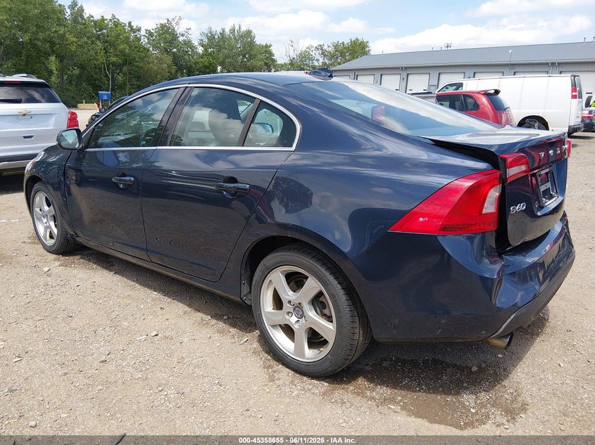 2013 Volvo S60 VIN YV1612FH0D2231890 IAAI salvage auction — REAR END, Clear (Indiana), sold $825 on 2026-07-18 (photo 6)