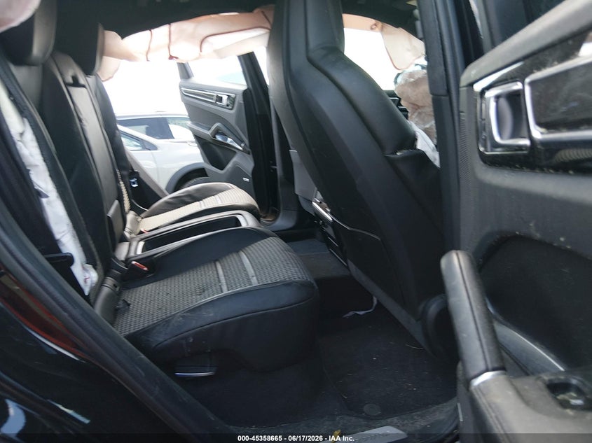 2020 Porsche Cayenne coupe VIN WP1BF2AY4LDA65789 IAAI salvage auction — FRONT END, Salvage (Massachusetts), sold $13,750 on 2026-09-11 (photo 8)