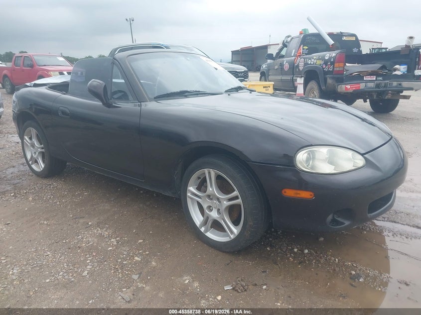 2004 Mazda Mx-5 miata VIN JM1NB353340401293 IAAI salvage auction — REAR END, Salvage (Alabama), sold $800 on 2026-07-09 (photo 1)
