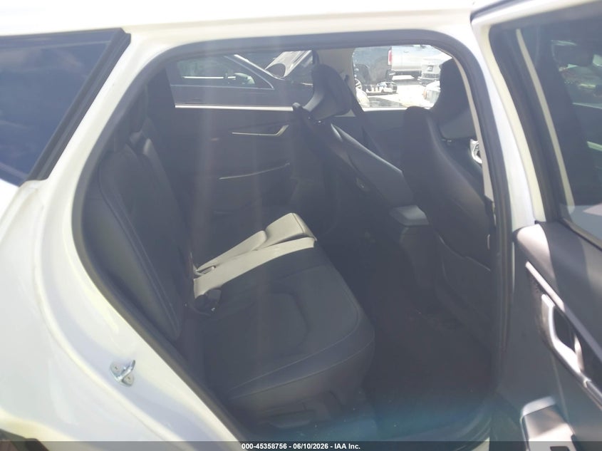 2023 Kia Ev6 VIN KNDC34LA0P5603236 IAAI salvage auction — LEFT FRONT, Salvage Title, sold $11,800 on 2026-08-20 (photo 8)