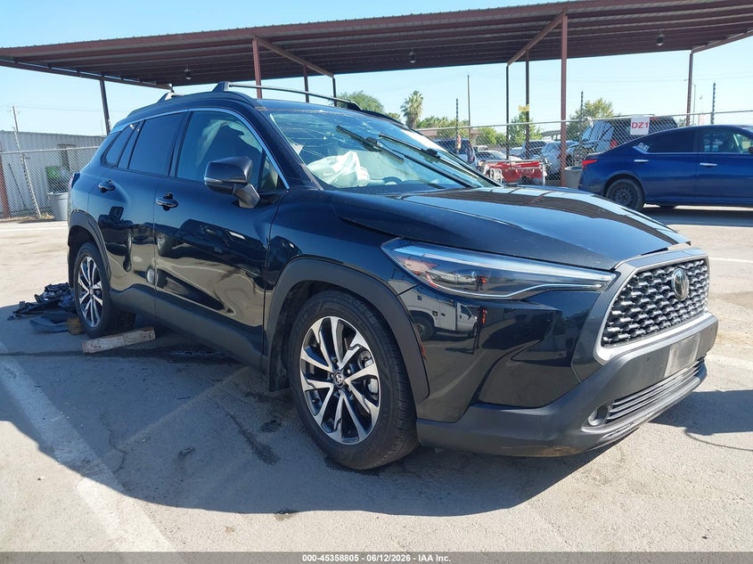 2023 Toyota Corolla cross VIN 7MUDAABG6PV062787 IAAI salvage auction — LEFT FRONT, Salvage Title, sold $725 on 2026-07-28 (photo 1)