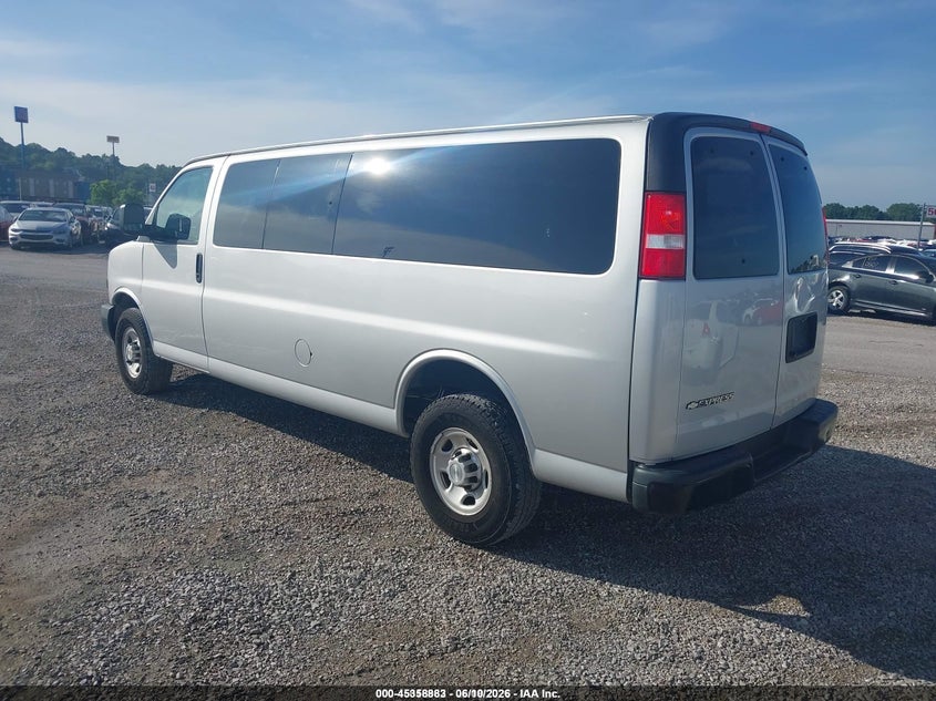 2019 Chevrolet Express 3500 VIN 1GAZGNFG2K1324951 IAAI salvage auction — NORMAL WEAR, Sf97 (Illinois), sold $16,300 on 2026-07-09 (photo 3)