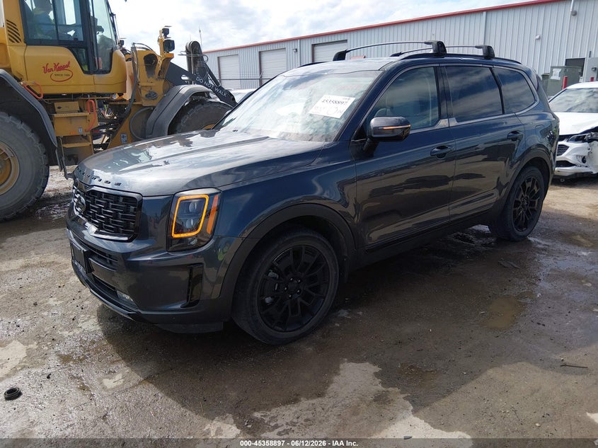 2021 Kia Telluride VIN 5XYP5DHCXMG106056 IAAI salvage auction — HAIL, Salvage (Kansas), sold $9,000 on 2026-07-10 (photo 2)