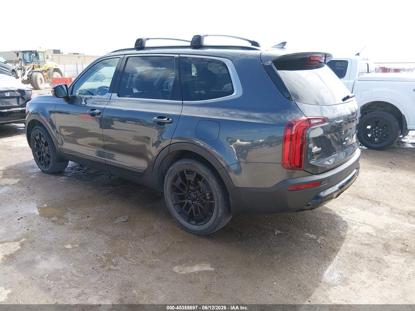 2021 Kia Telluride VIN 5XYP5DHCXMG106056 IAAI salvage auction — HAIL, Salvage (Kansas), sold $9,000 on 2026-07-10 (photo 3)