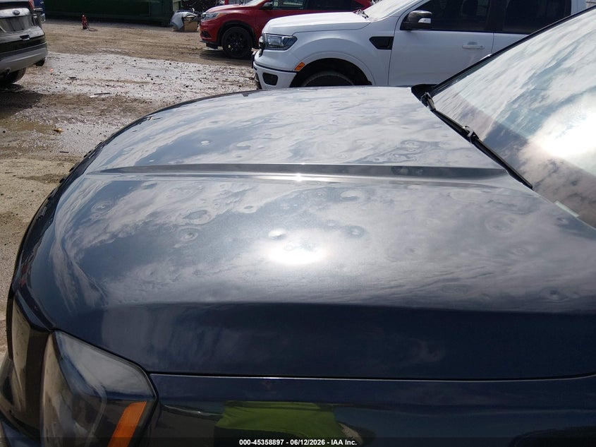 2021 Kia Telluride VIN 5XYP5DHCXMG106056 IAAI salvage auction — HAIL, Salvage (Kansas), sold $9,000 on 2026-07-10 (photo 6)