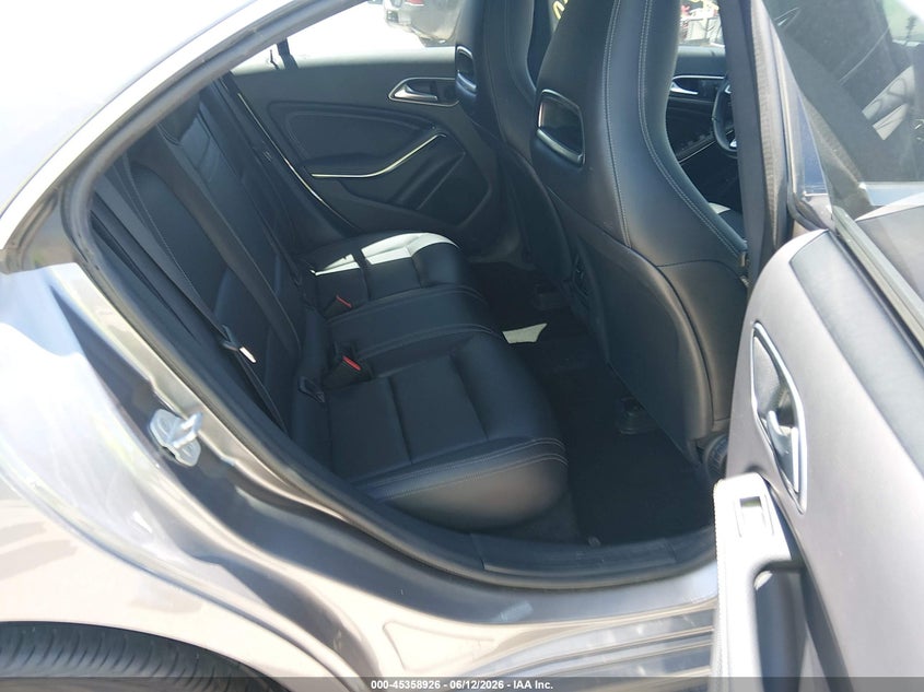 2016 Mercedes-benz Cla-klasse VIN WDDSJ4GB1GN394910 IAAI salvage auction — ENGINE DAMAGE, Salvage (Missouri), sold $2,700 on 2026-07-23 (photo 8)