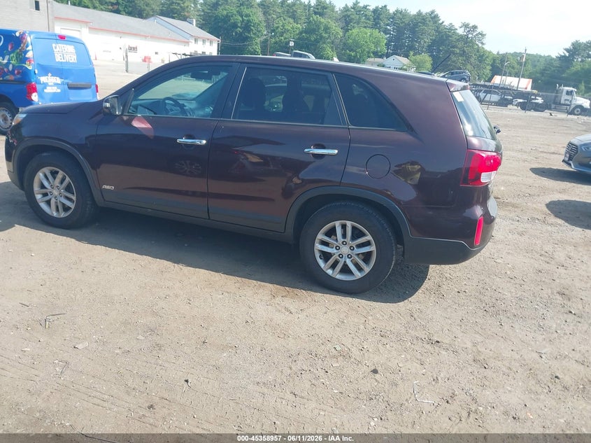 2014 Kia Sorento VIN 5XYKTCA69EG429434 IAAI salvage auction — UNKNOWN, Salvage (Massachusetts), sold $900 on 2026-07-10 (photo 3)