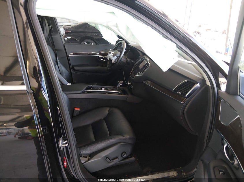 2016 Volvo Xc90 VIN YV4A22PK2G1071008 IAAI salvage auction — LEFT FRONT, Salvage (Louisiana), sold $3,500 on 2026-07-07 (photo 5)