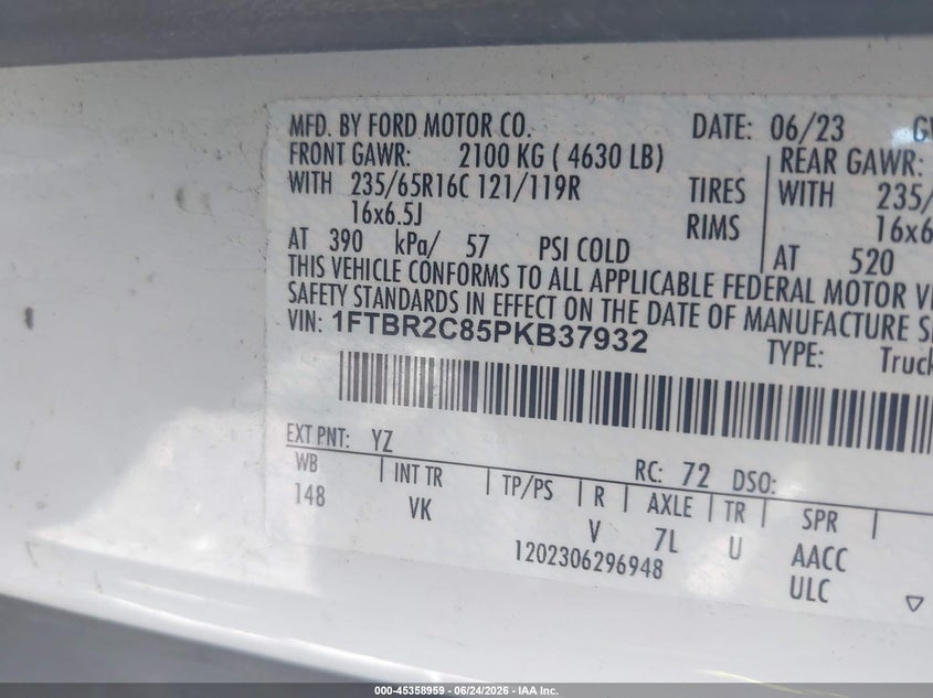 2023 Ford Transit VIN 1FTBR2C85PKB37932 IAAI salvage auction — REAR END, Salvage Title, sold $12,100 on 2026-10-09 (photo 9)