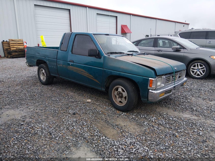 1995 Nissan Truck VIN 1N6SD16SXSC448627 IAAI salvage auction — FRONT & REAR, Clear (Mississippi), sold $450 on 2026-07-08 (photo 1)